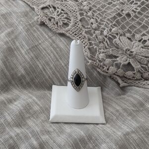 Elegant Silver and Black Women's Ring